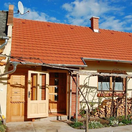 Nohab Apartman Badacsonytördemic Exterior foto